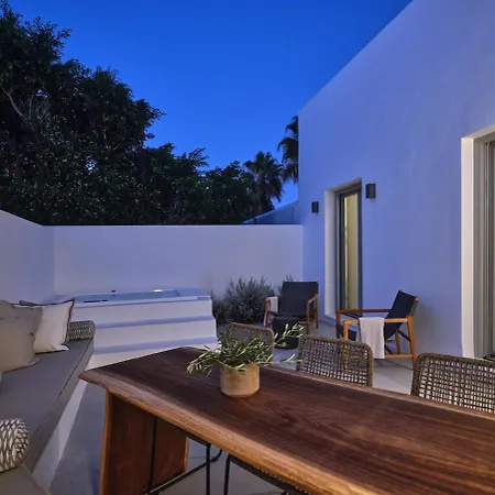 The Bright And Elegant Akira Вилла